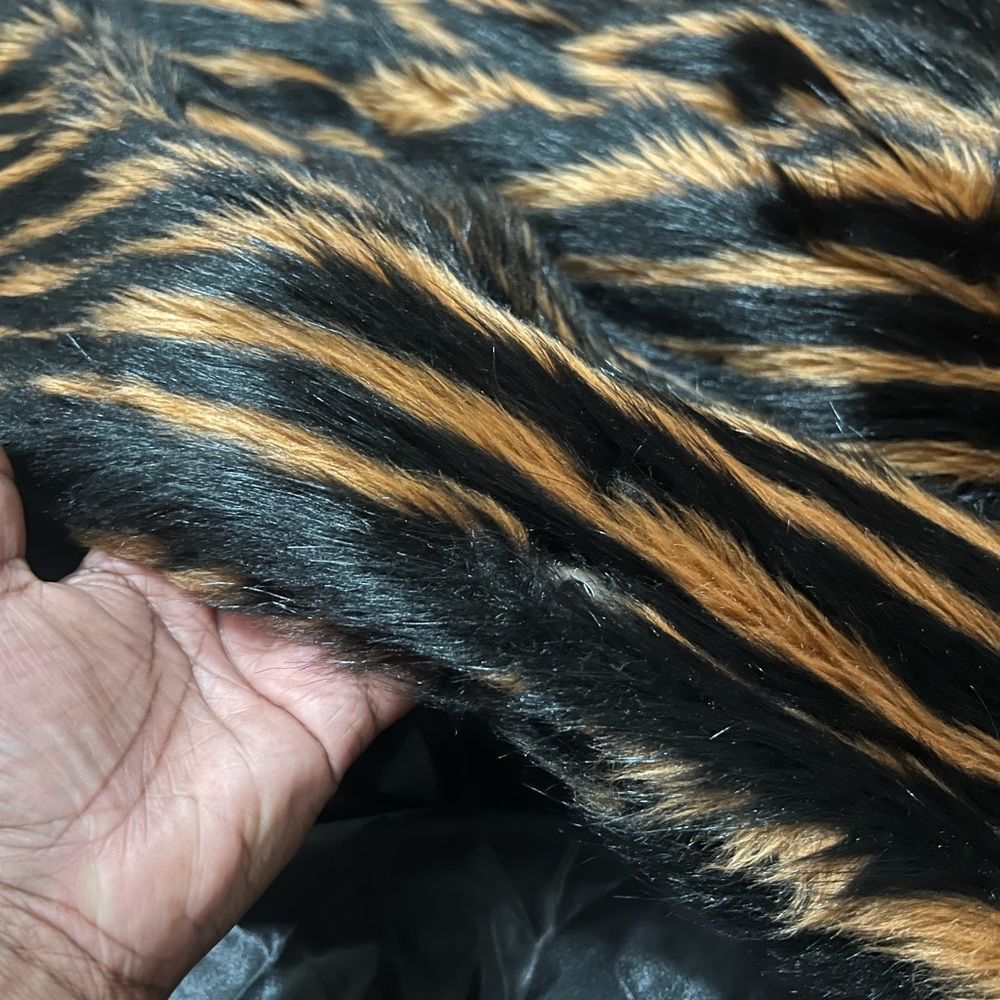 Coat - Picture 5 of 5